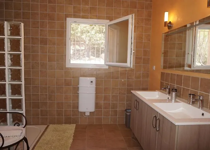 4pers, Stunning Sea View, On Foot 4* * 奥尔梅托