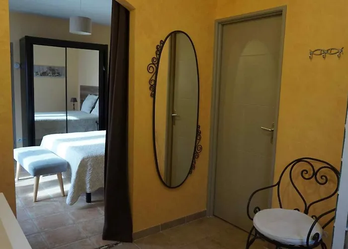 4pers, Stunning Sea View, On Foot 4* Hébergement de vacances